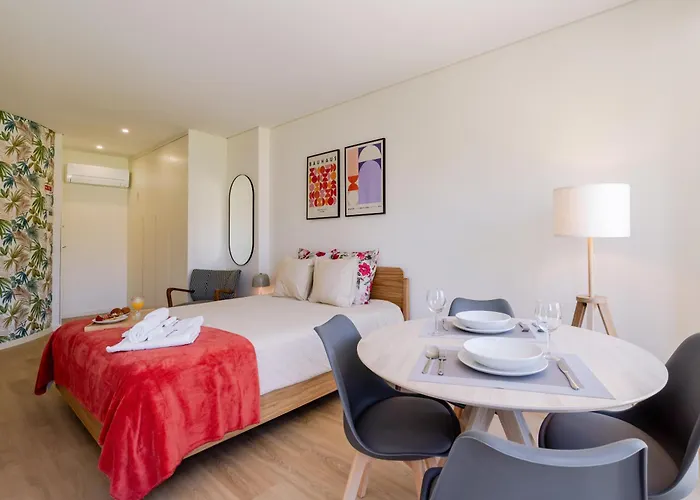 דירה Hostwise - Premium & Modern Building *