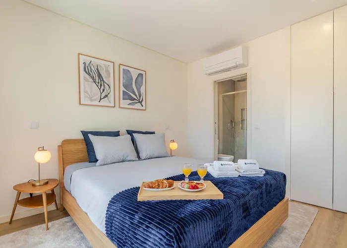 דירה Hostwise - Premium & Modern Building