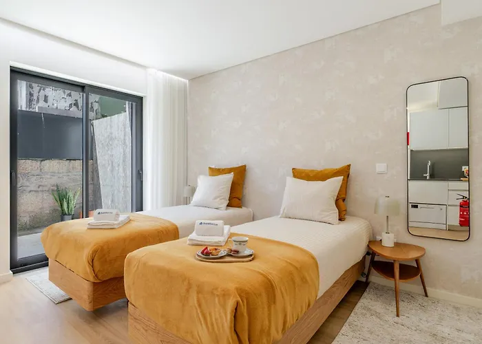 דירה Hostwise - Premium & Modern Building