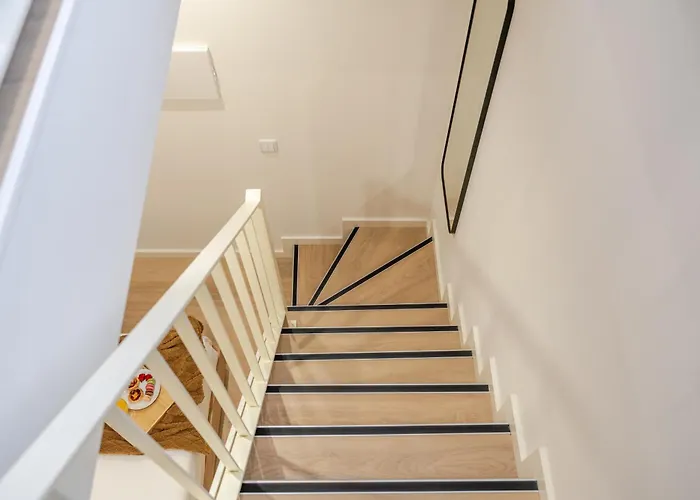 דירה Hostwise - Premium & Modern Building