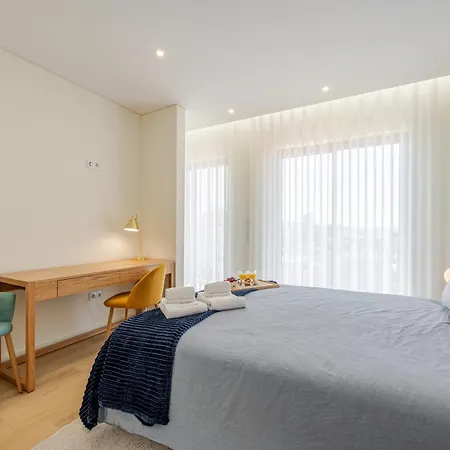 Apartment Hostwise - Premium & Modern Building *