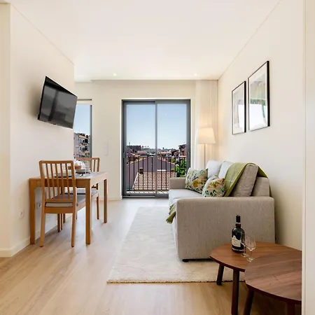 Hostwise - Premium & Modern Building