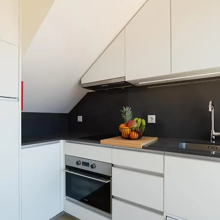 Hostwise - Premium & Modern Building Porto