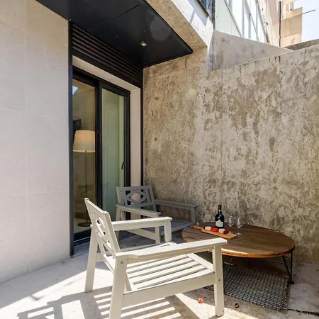 Hostwise - Premium & Modern Building *