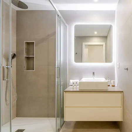 Hostwise - Premium & Modern Building Apartment