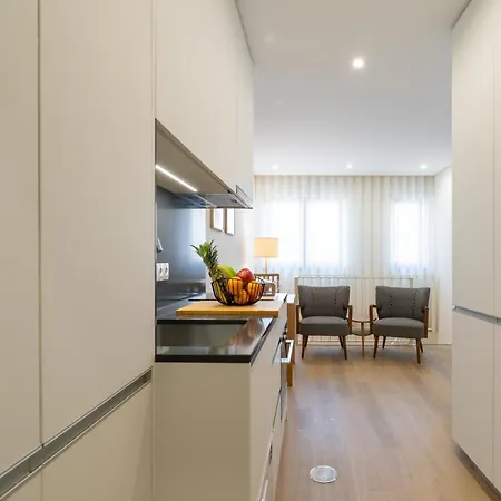 Hostwise - Premium & Modern Building Porto