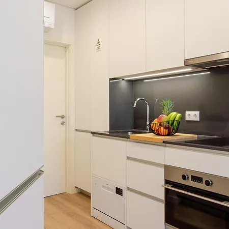 Hostwise - Premium & Modern Building