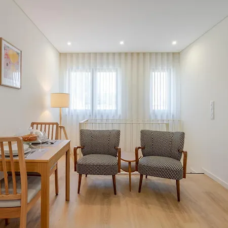 Apartment Hostwise - Premium & Modern Building *