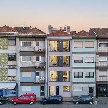 Apartment Hostwise - Premium & Modern Building