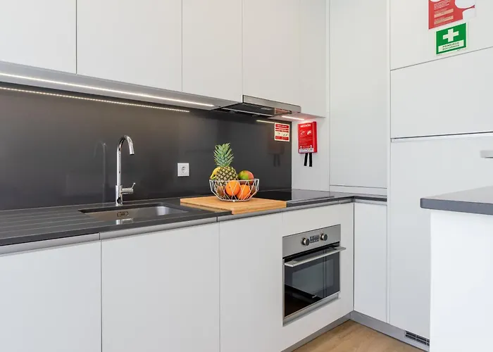 Hostwise - Premium & Modern Building