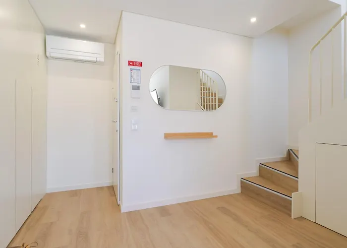 Διαμέρισμα Hostwise - Premium & Modern Building *