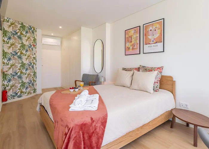 Διαμέρισμα Hostwise - Premium & Modern Building