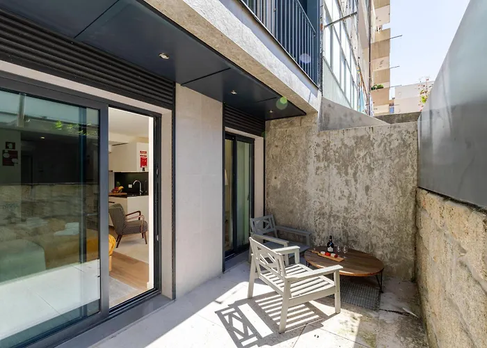 Hostwise - Premium & Modern Building * Πόρτο