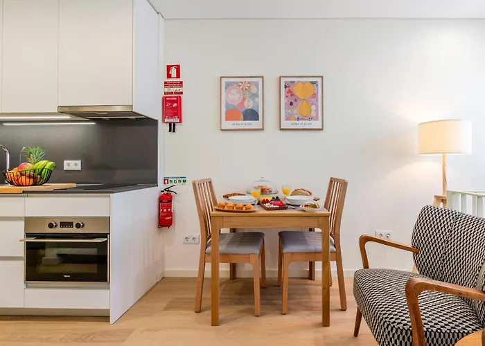 Hostwise - Premium & Modern Building Porto