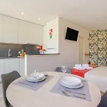 Hostwise - Premium & Modern Building Apartament Porto