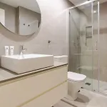 Lägenhet Hostwise - Premium & Modern Building *